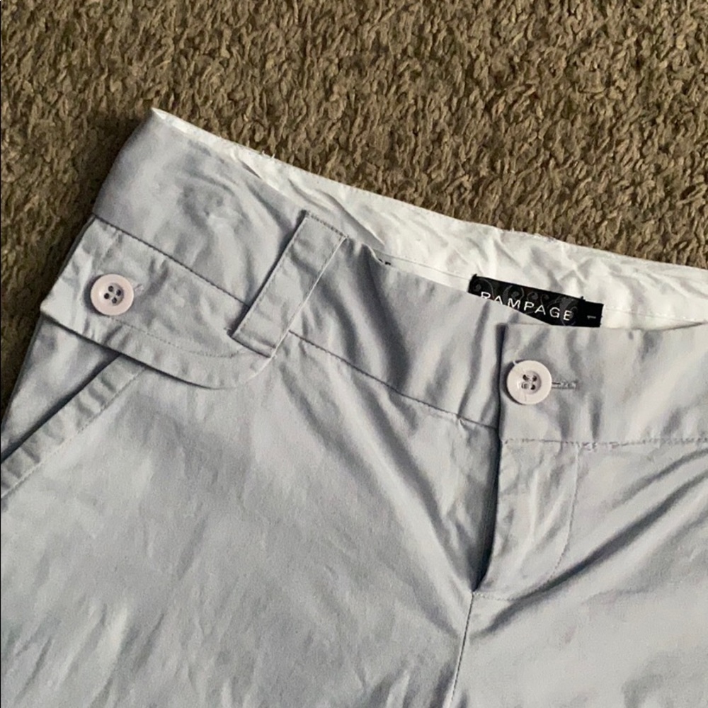 Shorts - Picture 2 of 4